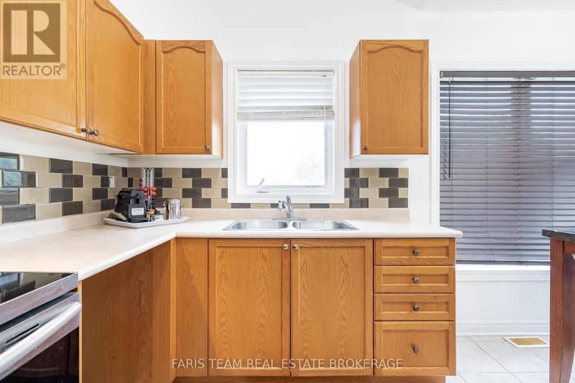 1244 Mary-Lou Street — photo 7 of 28