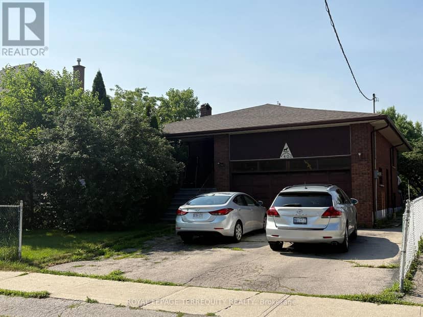 40 Macdonald Street — photo 1 of 5