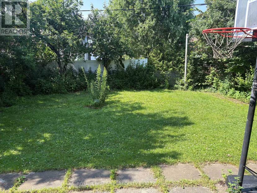 40 Macdonald Street — photo 2 of 5