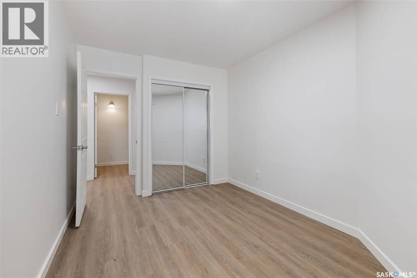 114 2315 McIntyre STREET — photo 10 of 24