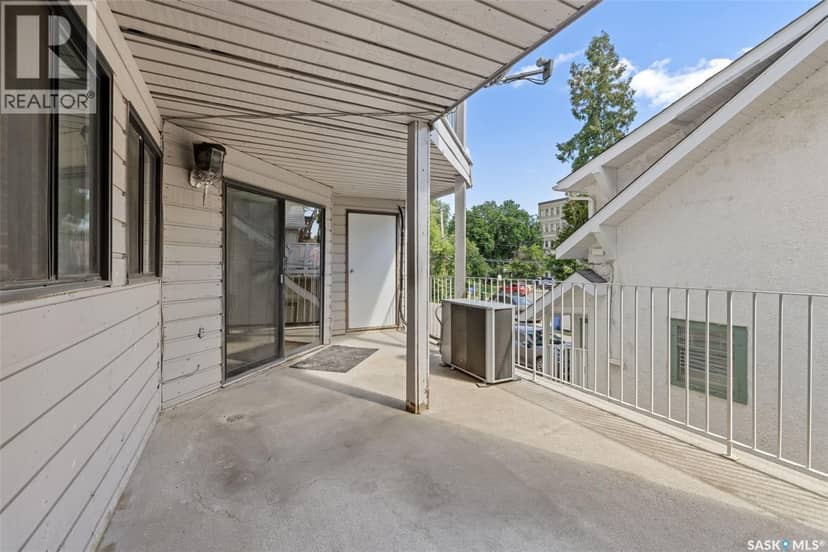 114 2315 McIntyre STREET — photo 19 of 24