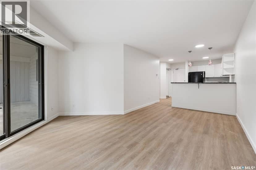 114 2315 McIntyre STREET — photo 9 of 24
