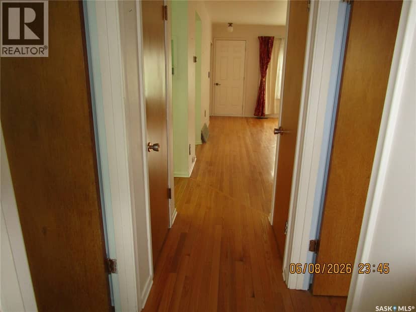 508 6th AVENUE W — photo 17 of 38