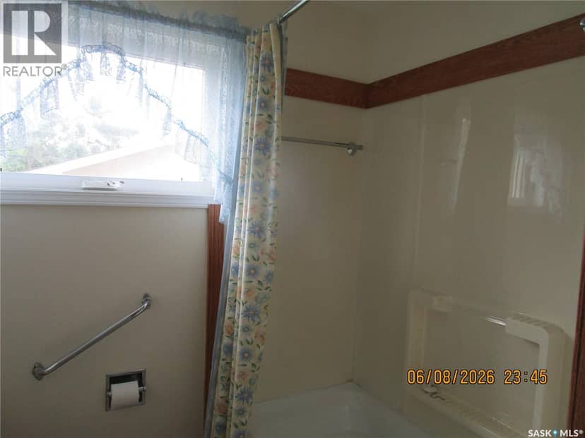 508 6th AVENUE W — photo 21 of 38