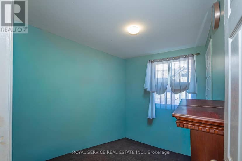 69 Maple Street — photo 16 of 40