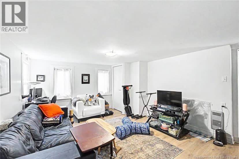 390 Northumberland Street — photo 9 of 28