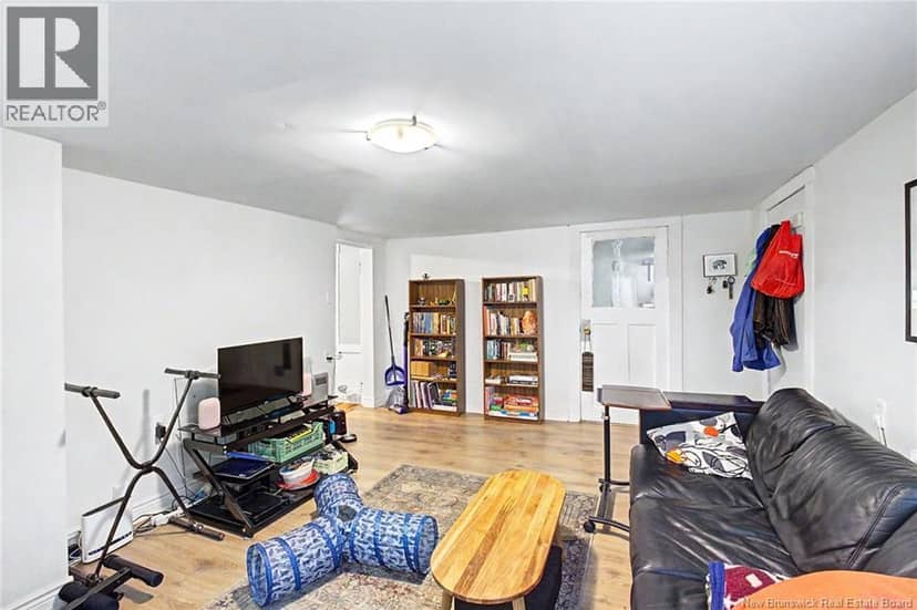 390 Northumberland Street — photo 10 of 28