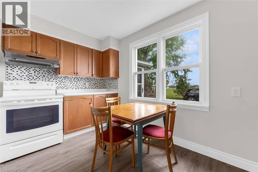 87 MUD Street E — photo 10 of 33