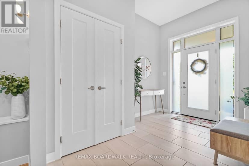 232 Bristol Crescent — photo 17 of 37