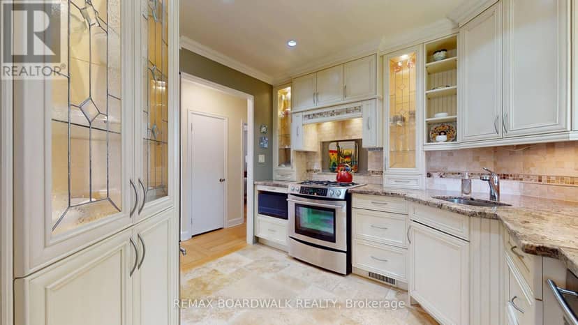 148 James Street E — photo 14 of 36