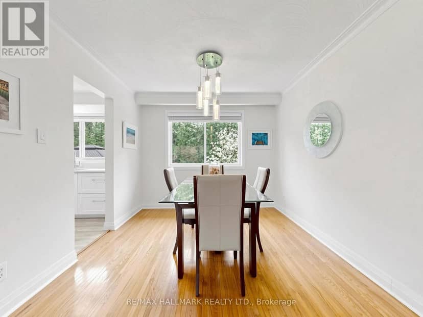 20 Jasmine Crescent — photo 5 of 33