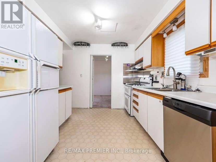 28 Emeline Street — photo 10 of 40