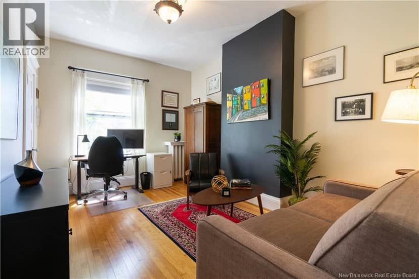 105 Carmarthen Street — photo 20 of 40