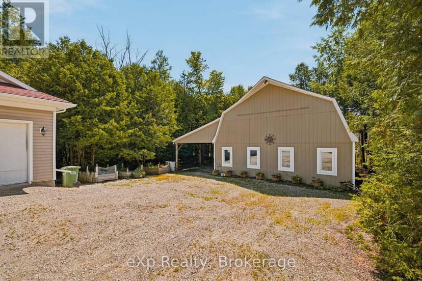 212629 Southgate 21 Side Road — photo 34 of 40