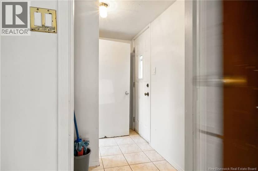 35 Churchill Street — photo 12 of 30