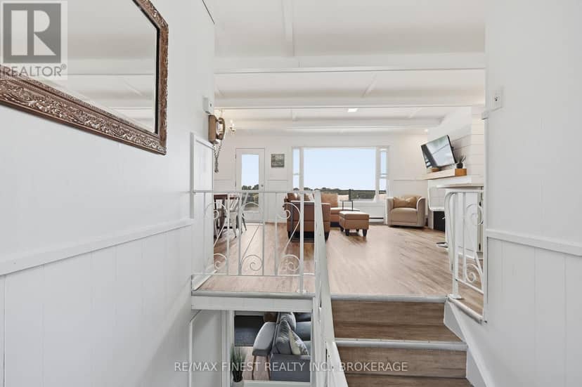 4267 Maple Drive — photo 39 of 40