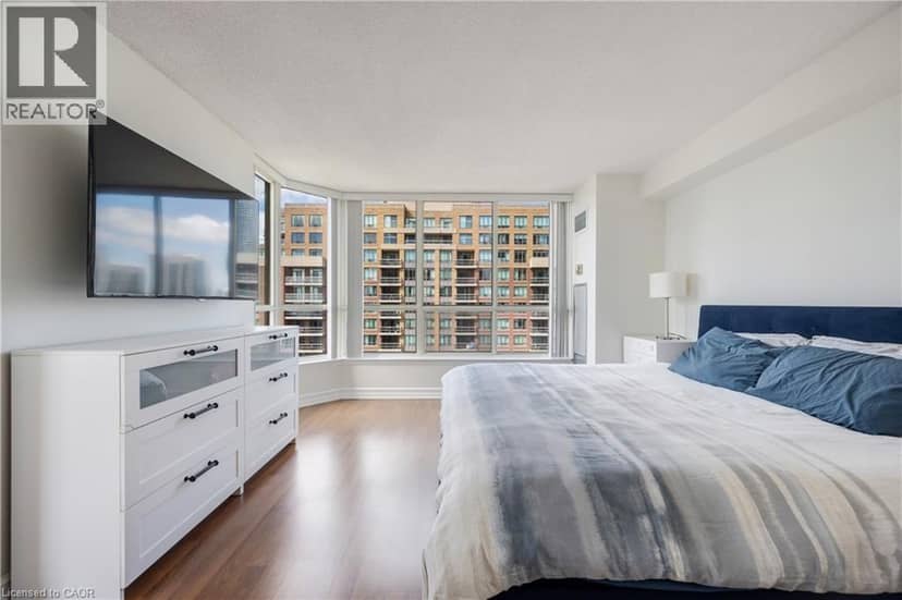 55 ELM Drive W Unit# 2204 — photo 19 of 40