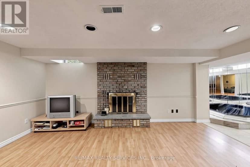 34 Granby Court — photo 39 of 40