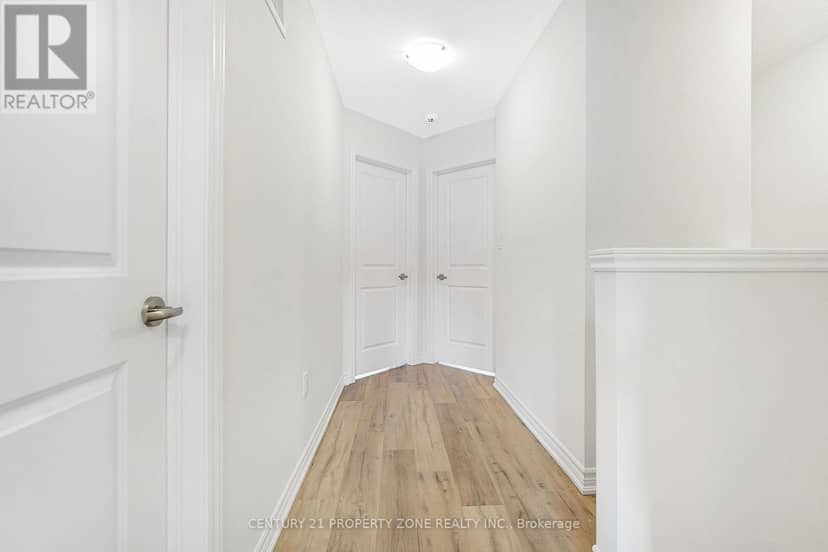 45 - 290 Equestrian Way — photo 31 of 37