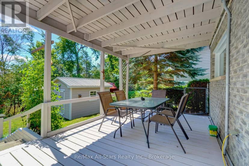 16 Cedartree Lane — photo 37 of 40