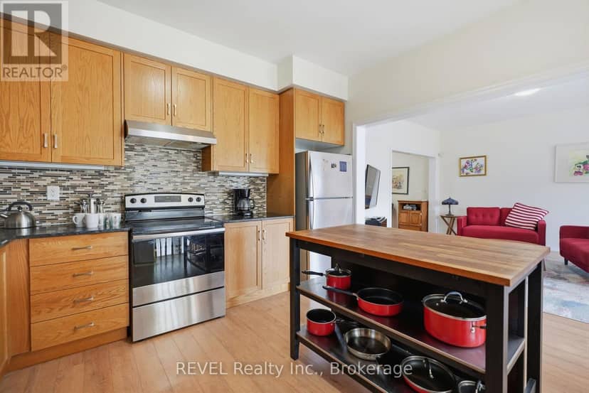 48 Cannery Drive — photo 9 of 40