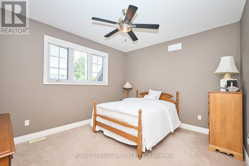 7995 Cathedral Drive — photo 20 of 32