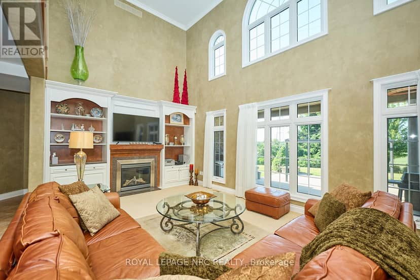 7995 Cathedral Drive, Niagara Falls, photo 8