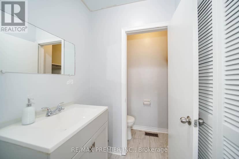 14 Yatescastle Drive — photo 23 of 40