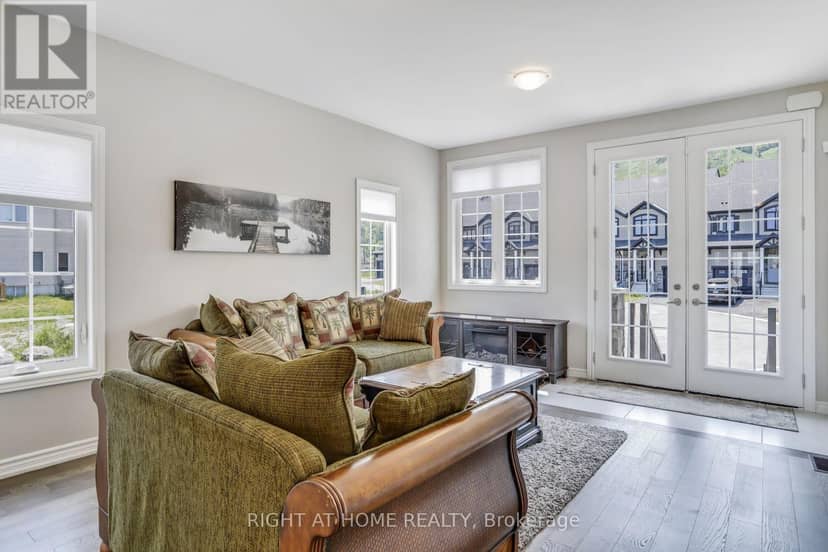 141 - 115 Delphi Court — photo 2 of 33