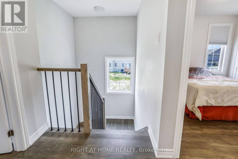 141 - 115 Delphi Court — photo 21 of 33