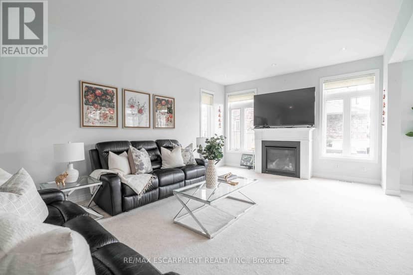3 Narbonne Crescent — photo 11 of 40