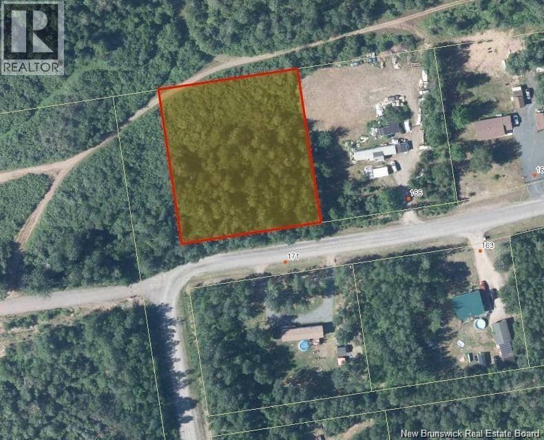 1 Acres Rue Amos — photo 4 of 4