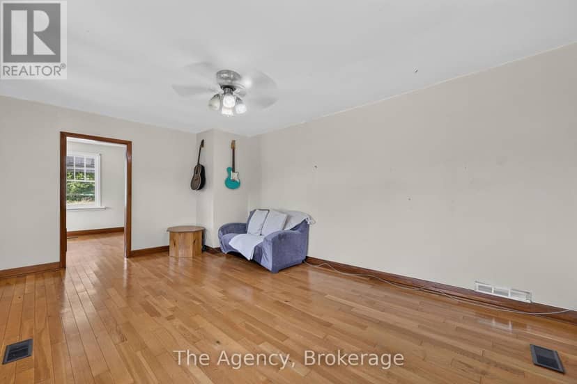 11401 Highway 12 — photo 17 of 40