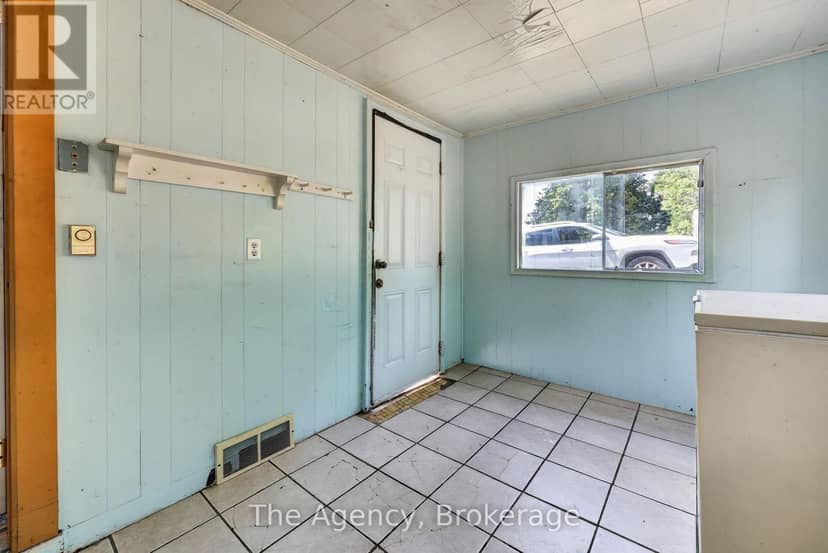 11401 Highway 12 — photo 4 of 40