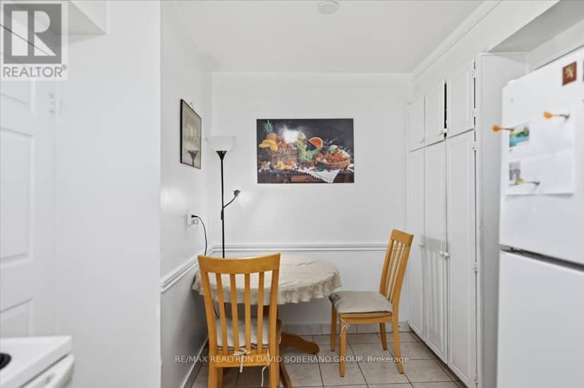 601 - 130 Neptune Drive — photo 15 of 37
