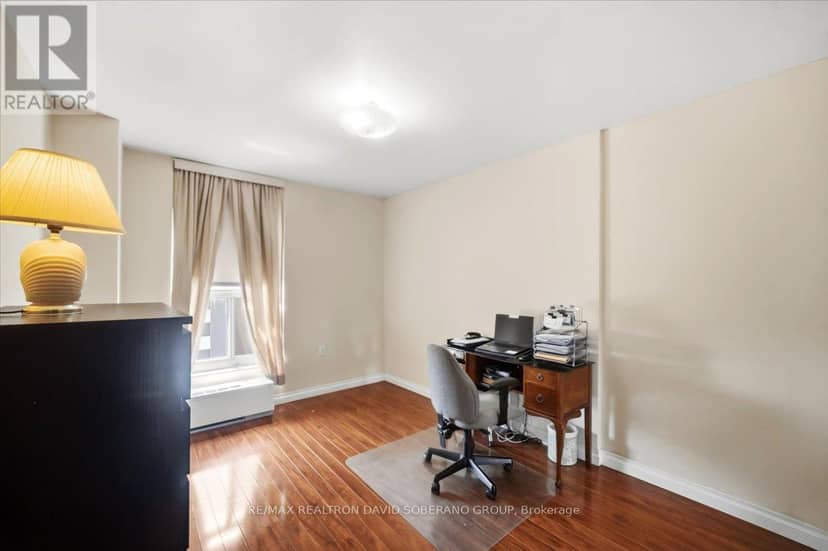 601 - 130 Neptune Drive — photo 27 of 37