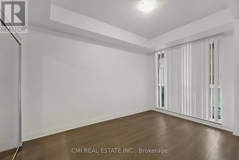 509 - 17 Kenaston Gardens — photo 16 of 34