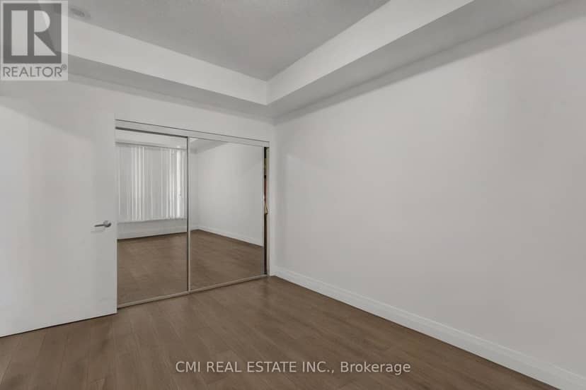 509 - 17 Kenaston Gardens — photo 18 of 34