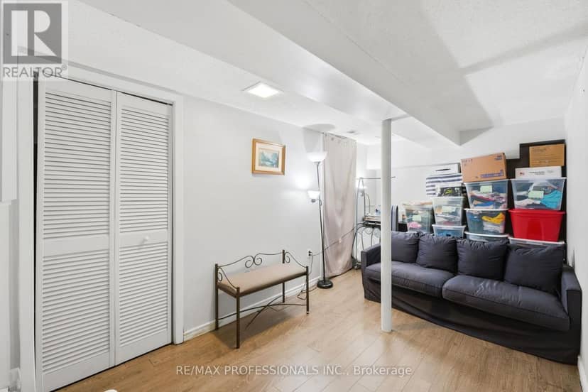 12 - 48 Three Valleys Drive — photo 32 of 40