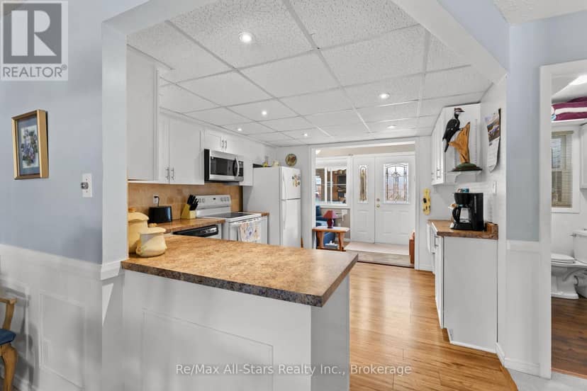 53 Helen Street — photo 14 of 36