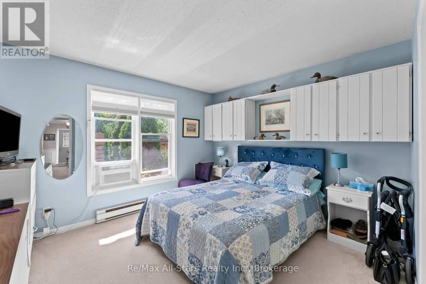 53 Helen Street — photo 22 of 36