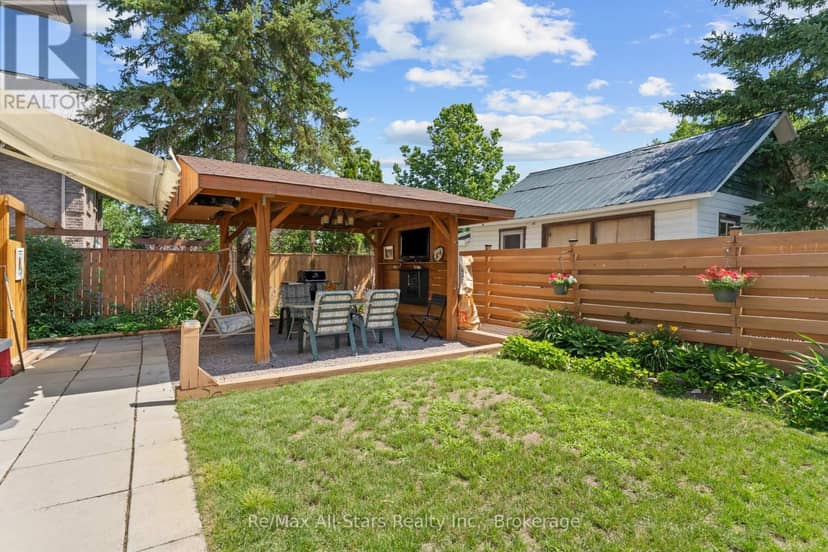 53 Helen Street — photo 28 of 36