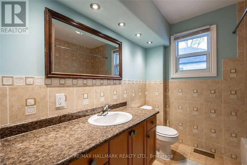226 Lawrence Avenue — photo 15 of 24