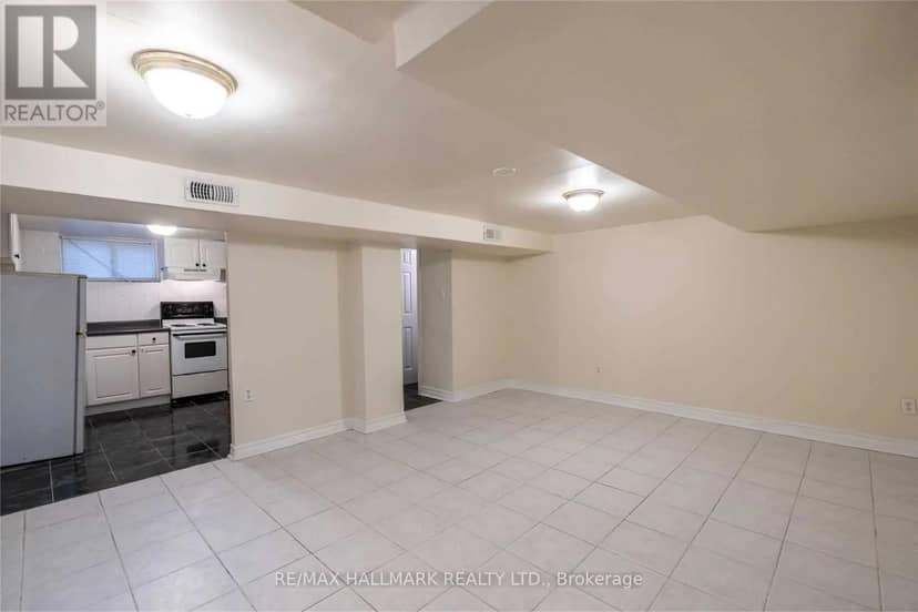 226 Lawrence Avenue — photo 17 of 24