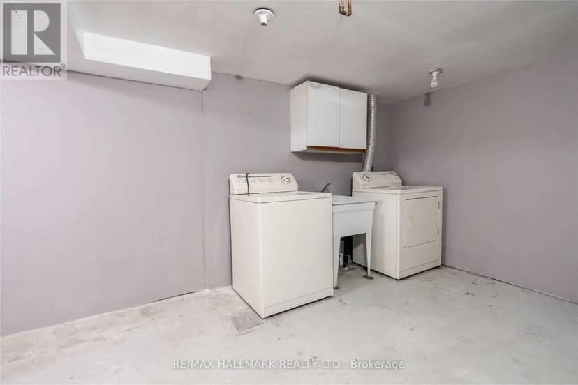 226 Lawrence Avenue — photo 24 of 24