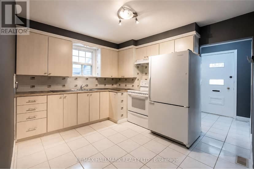 226 Lawrence Avenue — photo 8 of 24