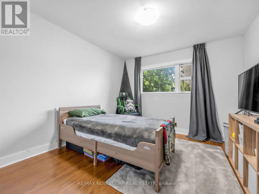 12 George McKenzie Court — photo 15 of 40