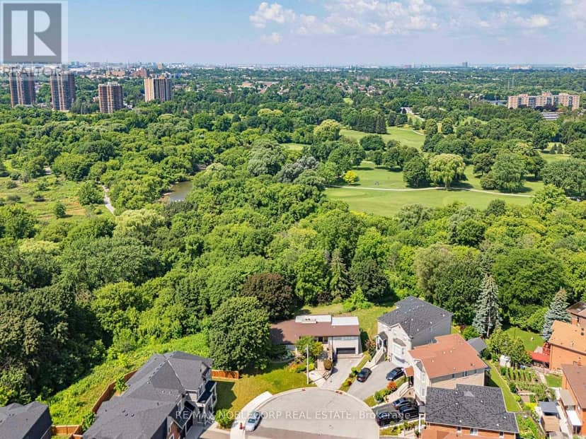 12 George McKenzie Court — photo 2 of 40