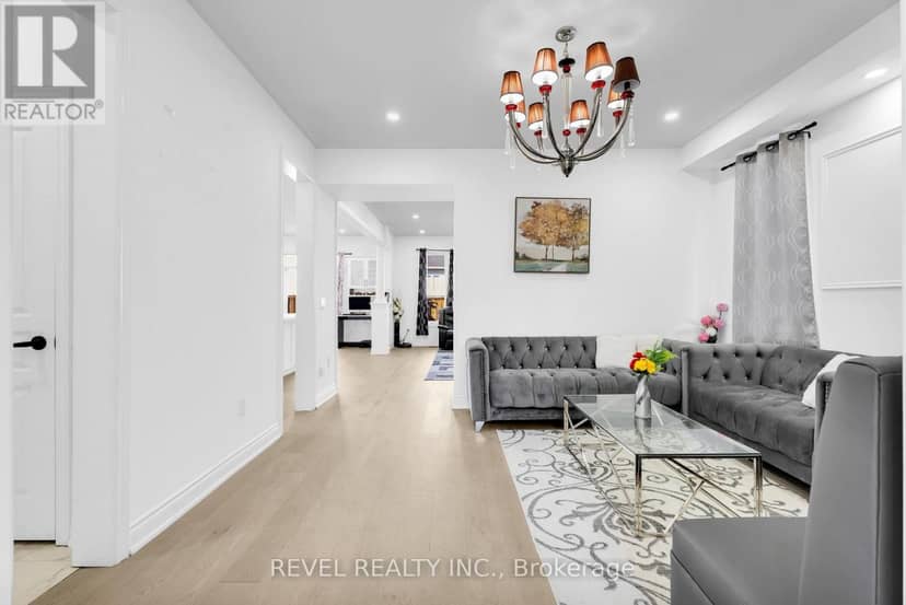 536 Brett Street — photo 5 of 40
