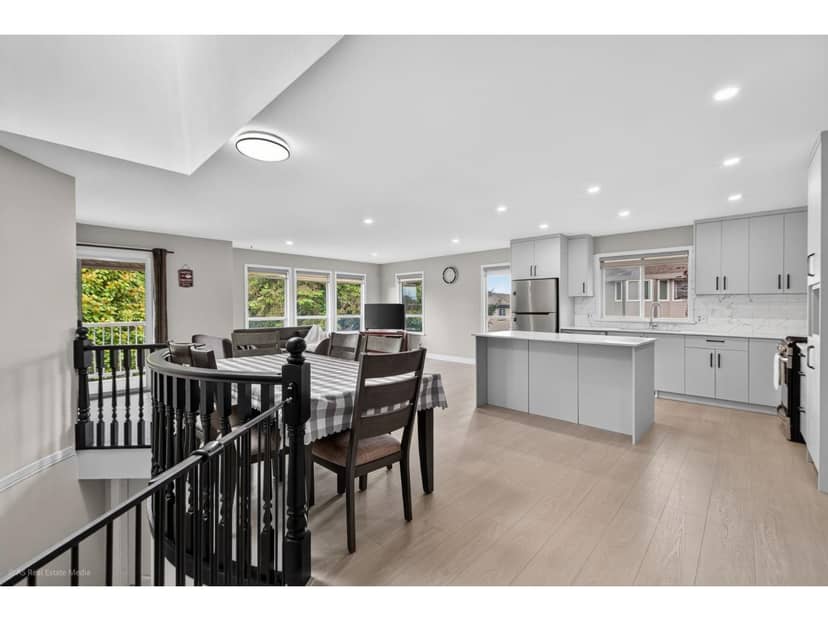 9416 163A STREET, Surrey, photo 8